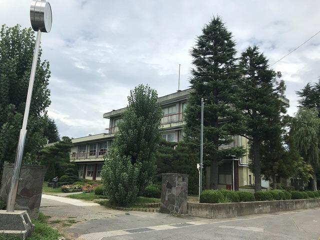 川辺小学校：100m