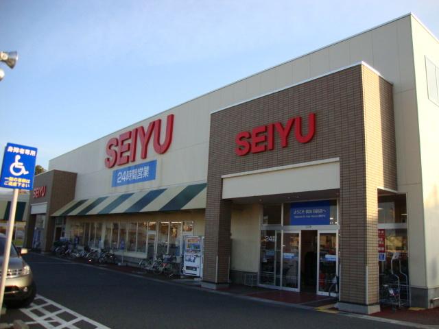 西友日詰店：680m