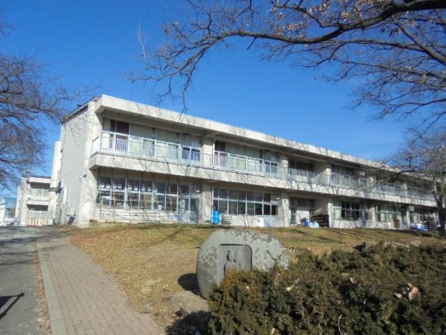 塩尻市立片丘小学校：2464m