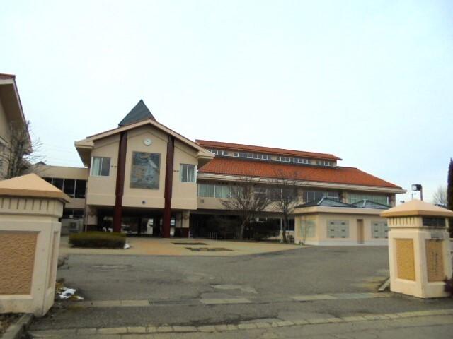 塩尻市立塩尻西部中学校：1988m