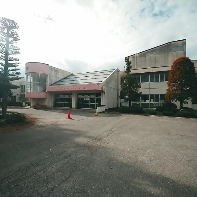 松本市立今井小学校：845m
