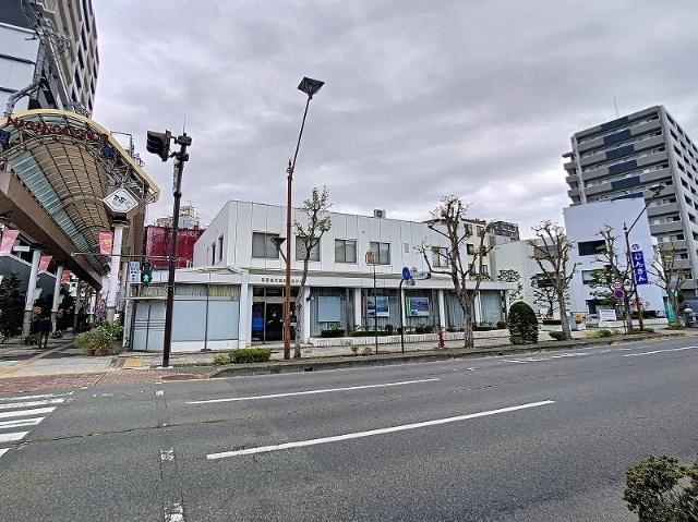 長野信用金庫権堂支店：345m