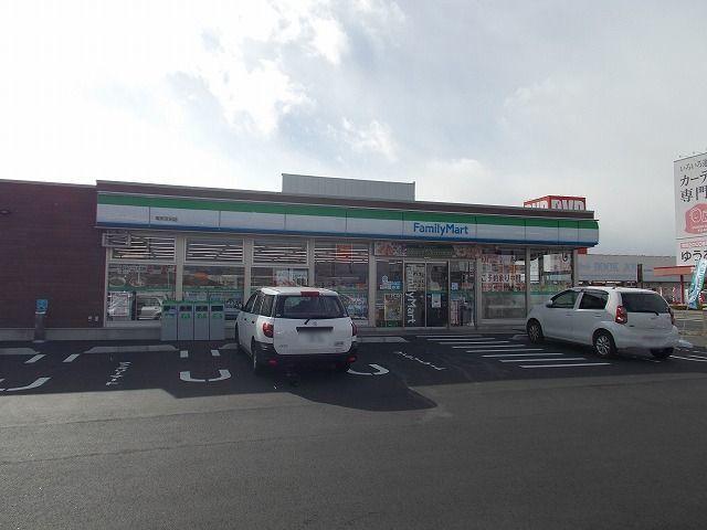 ファミリーマート塩尻吉田店：494m
