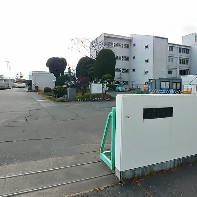 松本市立鎌田中学校：338m