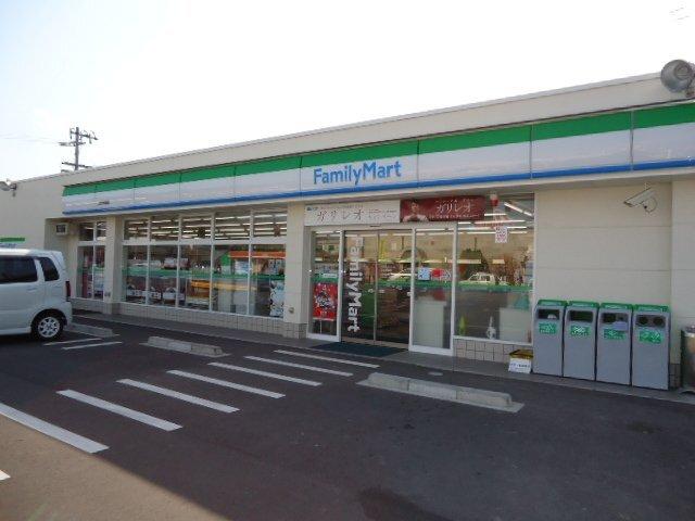 ファミリーマート上田神畑店：799m