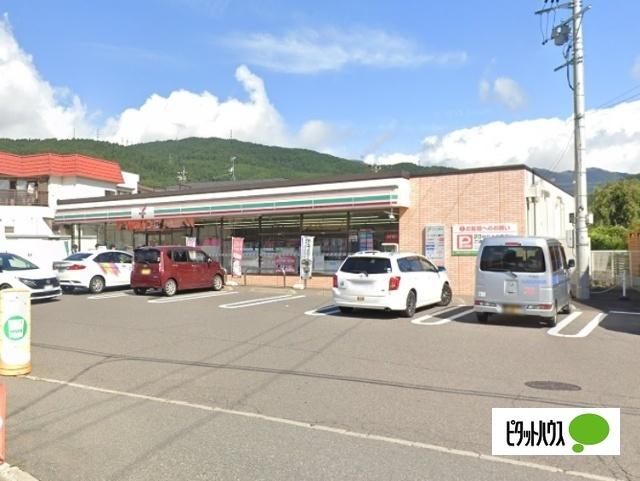 セブンイレブン今井店：707m