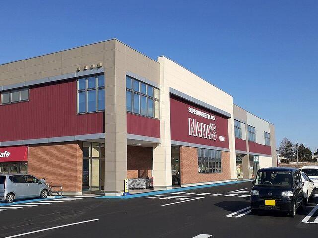 ナナーズ東御店：1083m