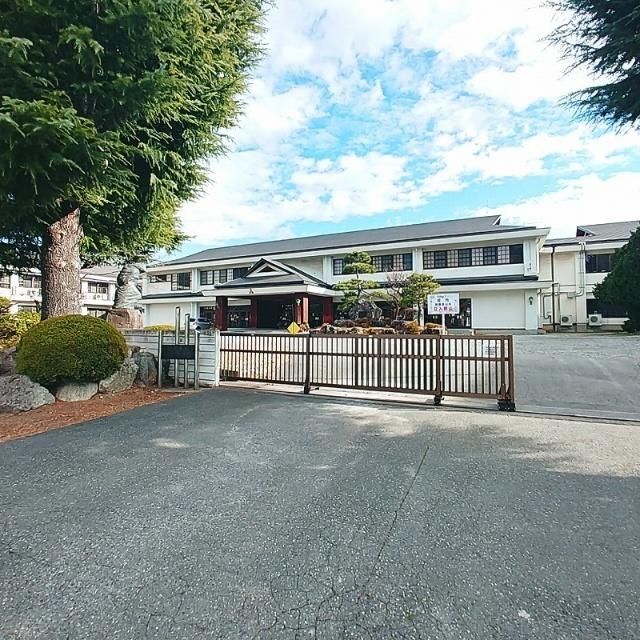 松本市立清水中学校：741m