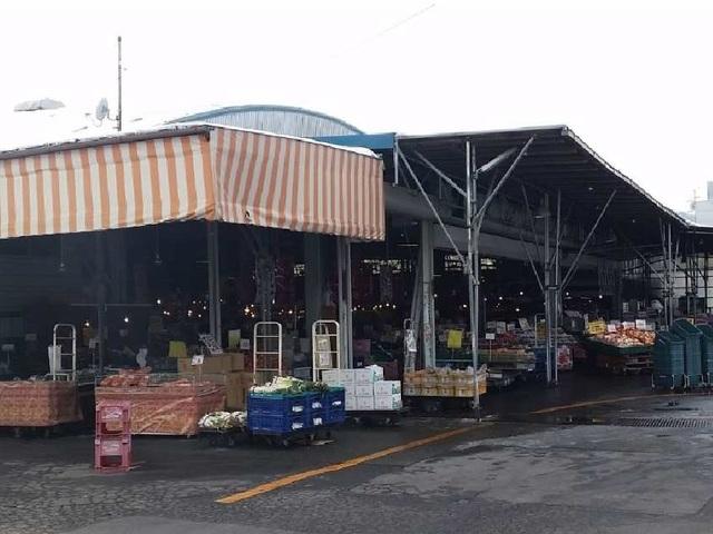 やおふく秋和店：853m
