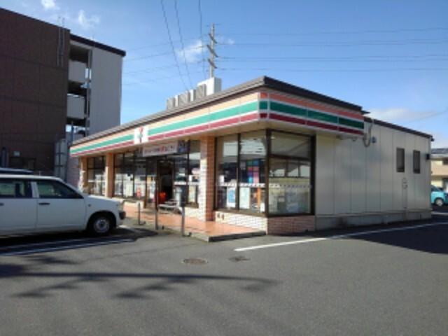 セブンイレブン長野鍋屋店：431m
