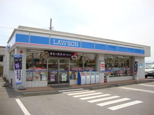 ローソン上田芳田新町店：435m