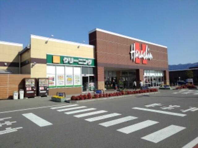 原信篠ノ井東店：839m