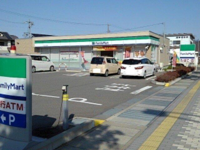 ファミリーマート篠ノ井杵淵店：875m