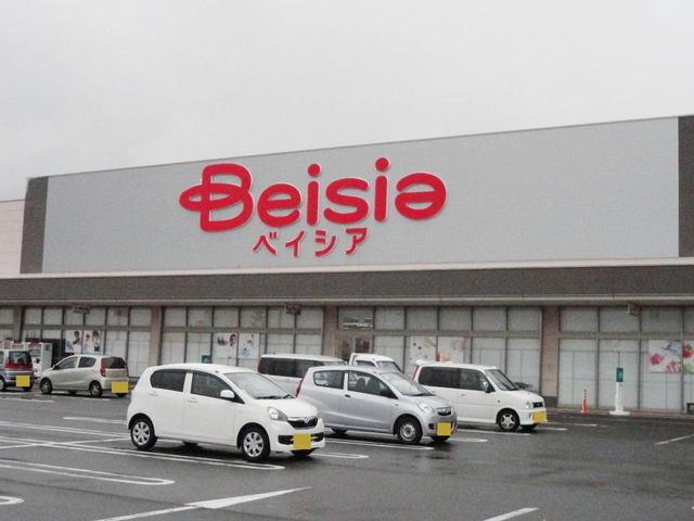 ベイシア東御店：703m