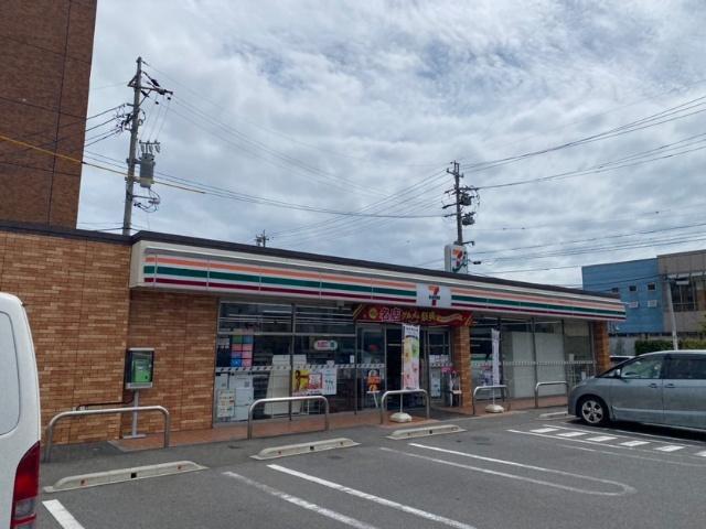 セブンイレブン長野中御所3丁目店：1661m