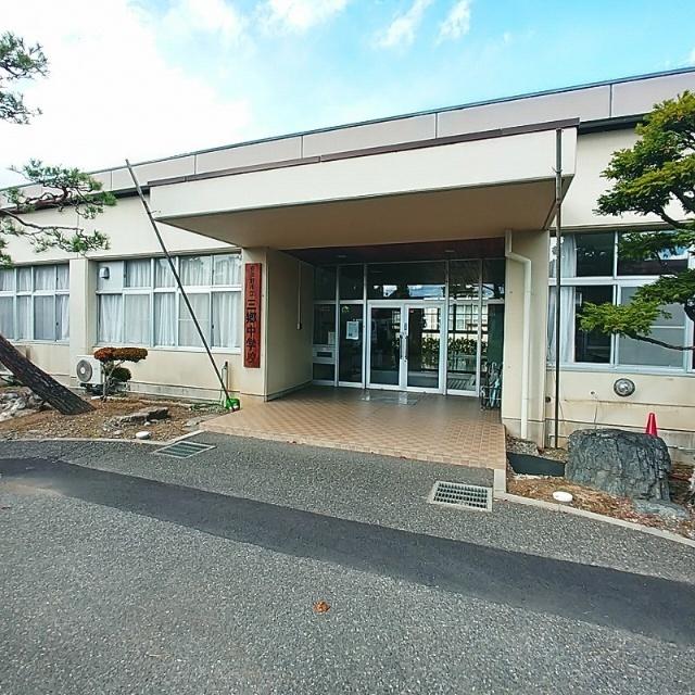 安曇野市立三郷中学校：832m