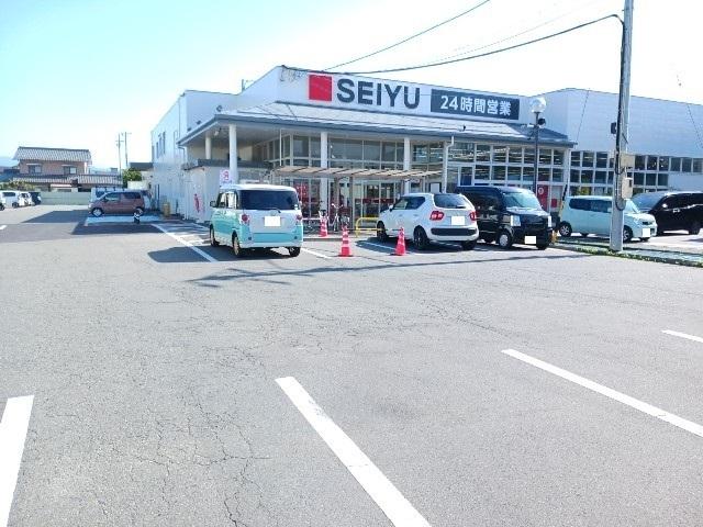 西友高田店：864m