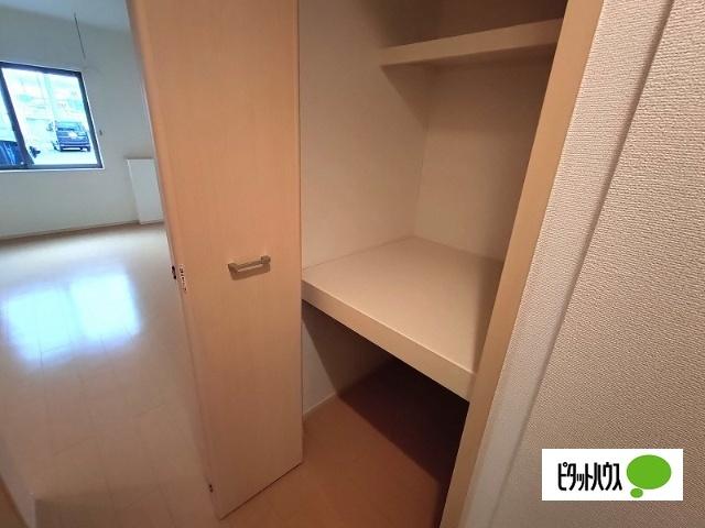カーサ　エテルナ　Ⅰ（101） 収納