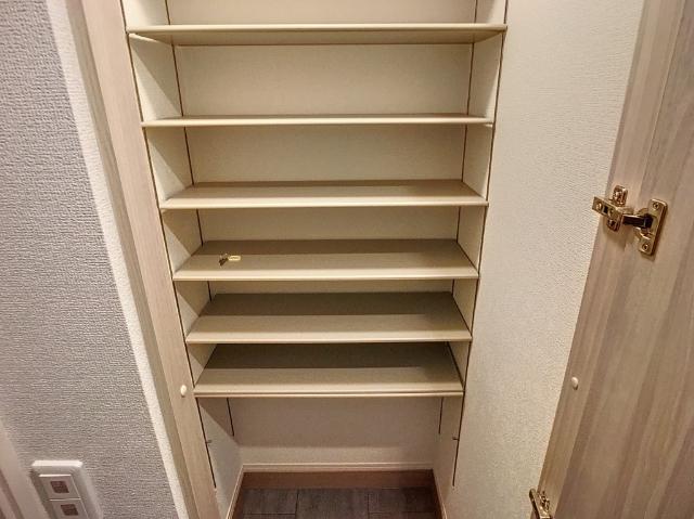 トリシア富竹（103） 収納