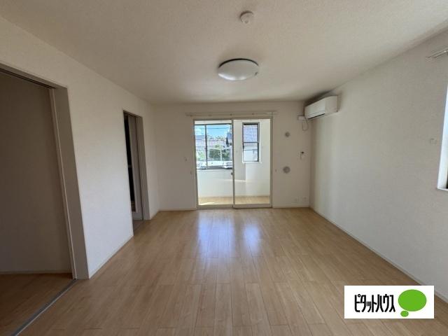 シェーネ（104） リビング