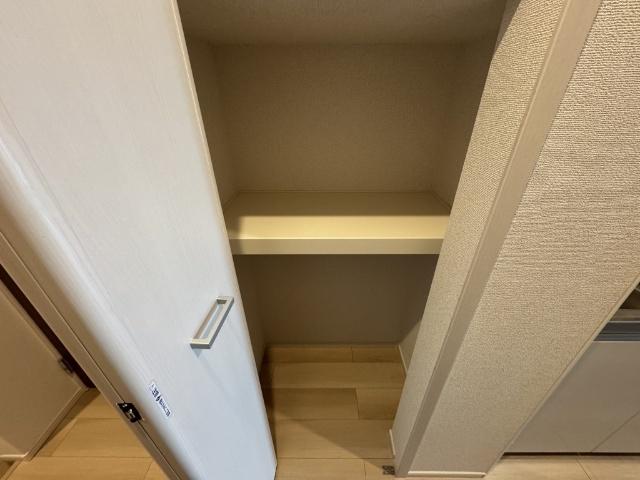 フローラル　Ａ（101） 収納