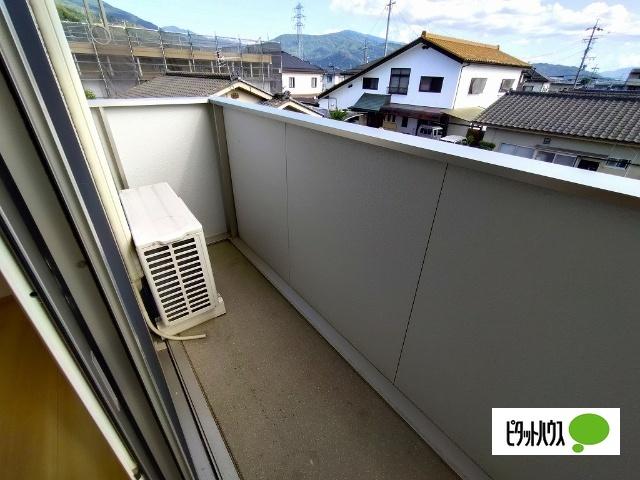 Ｌａ・Ｍｏｎｔｅ横山(ラモンテ横山)（201） バルコニー