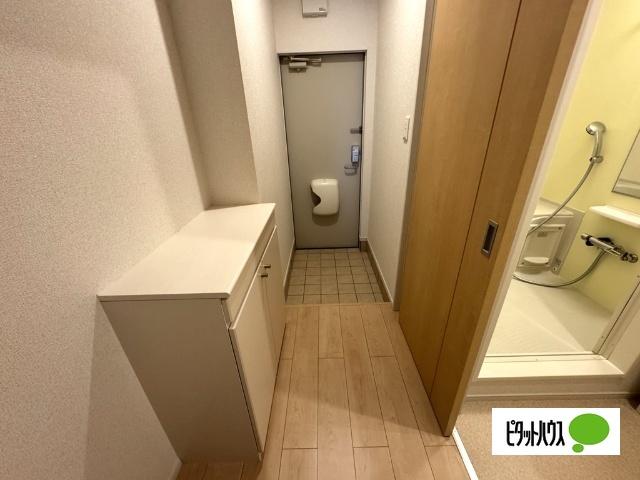 シュティルⅡ（101） 玄関