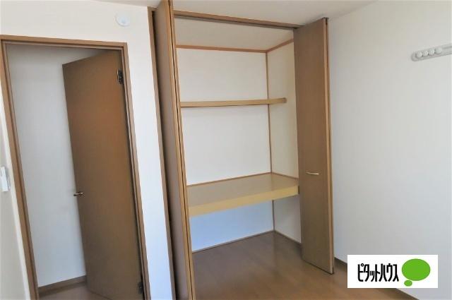 ウィスタリア　Ａ/Ｂ（A202） 収納