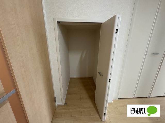 サンバティークＡ（101） 収納