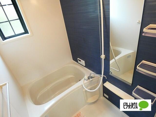 ガーデンハウス朝日山　Ｄ（101） バス／シャワー