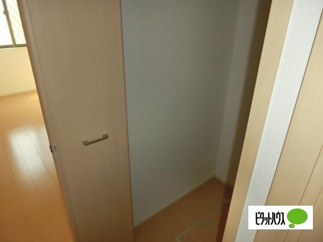 ヴィラ　ヒロタ　Ｃ（102） 収納