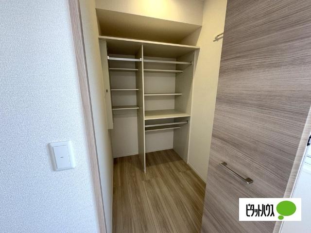 サンソレイユ（203） 収納