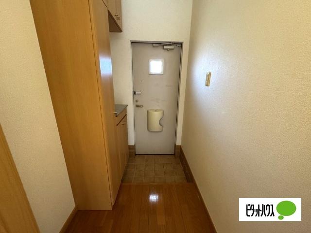 メゾンＦナイヤガラⅠ（101） 玄関
