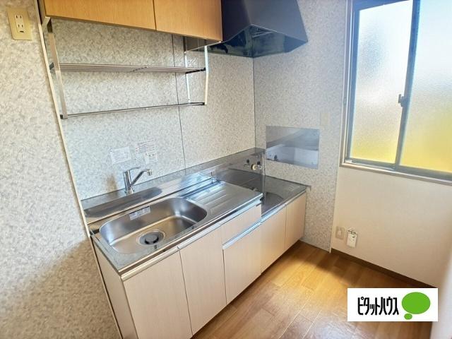 グランドール沢村　Ｂ（B106） キッチン