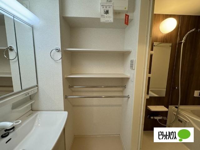 セレーン扇田Ａ（104） 収納