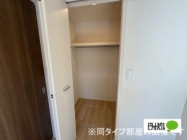 アルバーダ（102） 収納