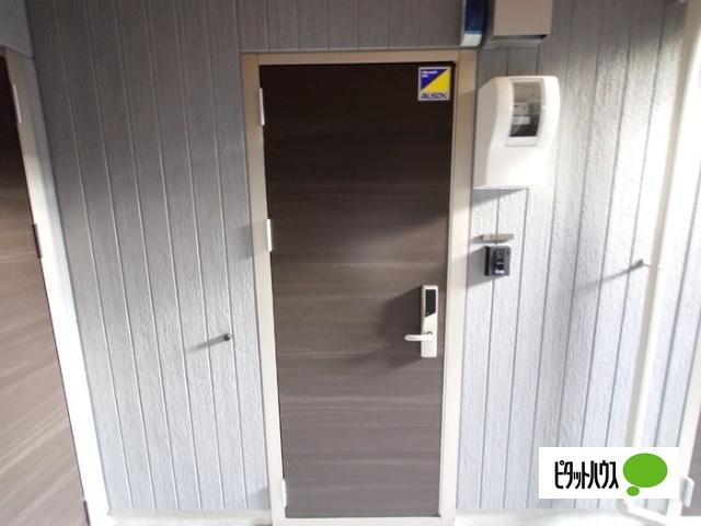 Ｊ-Ｒｏｏｍ☆妃　Ⅶ番館　屋代駅前（102） 玄関