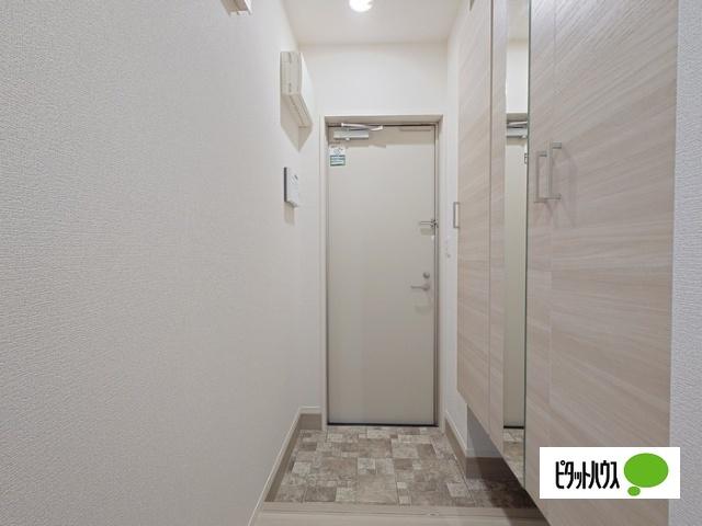 Ｊ-Ｒｏｏｍ☆妃　Ⅶ番館　屋代駅前（103） 玄関
