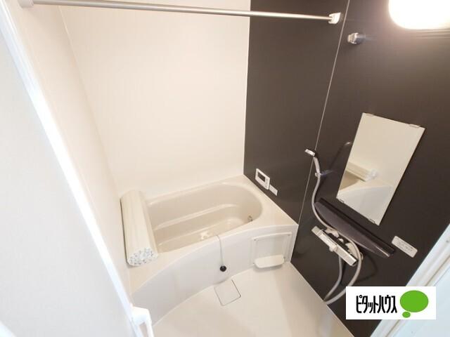 Ｊ-Ｒｏｏｍ☆妃　Ⅶ番館　屋代駅前（106） バス／シャワー