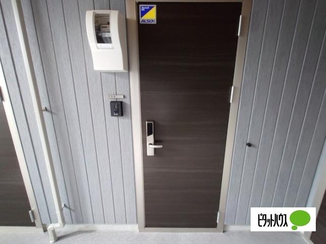 Ｊ-Ｒｏｏｍ☆妃　Ⅶ番館　屋代駅前（106） 玄関