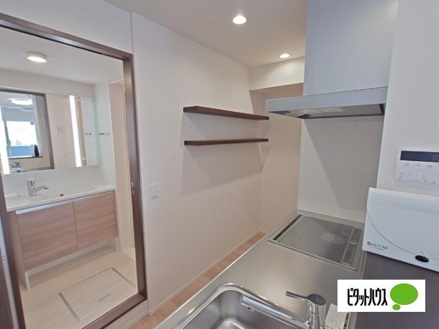 Ｊ-Ｒｏｏｍ☆妃　Ⅶ番館　屋代駅前（303） 収納