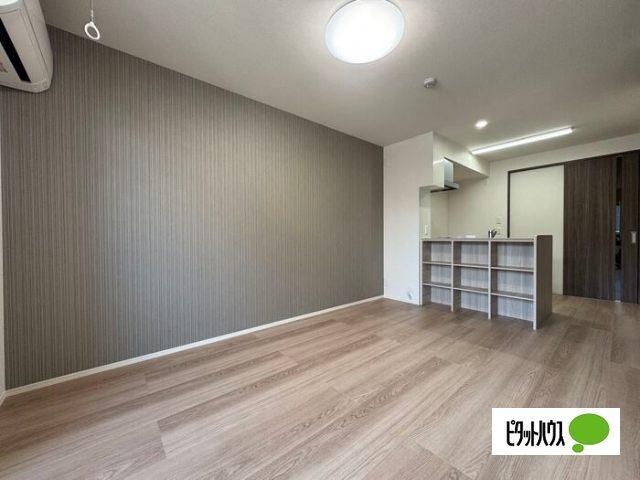 グランスクエア　Ⅲ番館（202） リビング