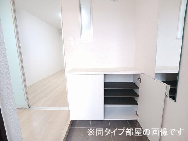 ハニー　テラス（102） 玄関