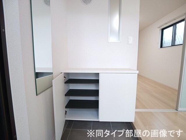 ハニー　テラス（103） 玄関