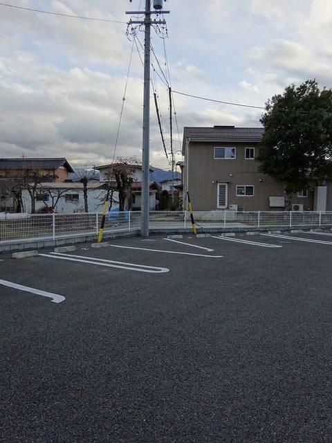 プラシードＫⅡ（203） 駐車場