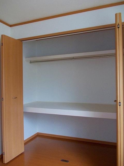 クリアネス（102） 収納