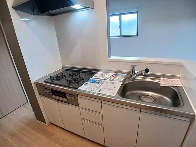 トリニティ岩村田　Ⅱ（204） キッチン