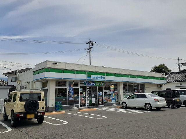 ファミリーマート  松本高宮店：450m