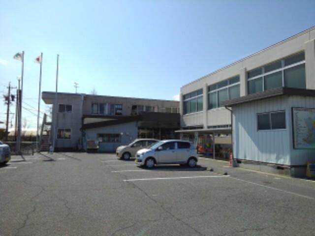 長野市役所若槻支所：650m