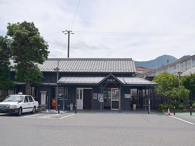 しなの鉄道坂城駅：1100m